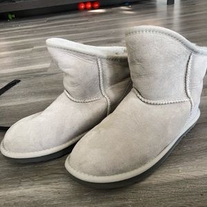 Gray Australian luxe boots